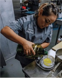Chef Designs 051W Women's Airflow Raglan Chef Coat - 65/35 Poly/Cotton with Performance Mesh Back OilBlok Raglan Chef Coat | XS-3XL