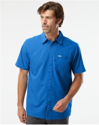Columbia 212484 Mens PFG Slack Tide Camp Shirt - 100% Polyester Omni-Shade UPF 50 Omni-Wick Vented Sunglasses Cleaning Patch Rod Holder | S-3X